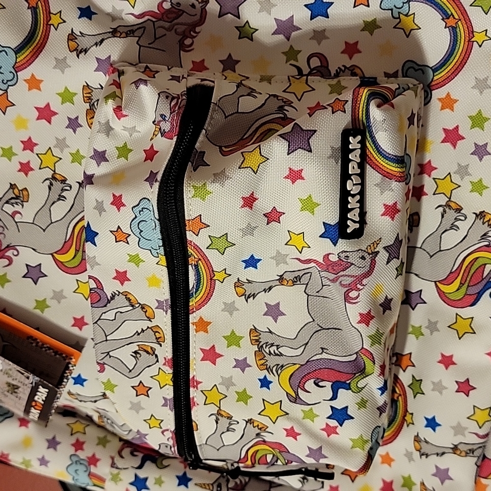 Vintage Unicorn Star Rainbow Back Pack Yak PAK Y2K - Picture 3 of 6